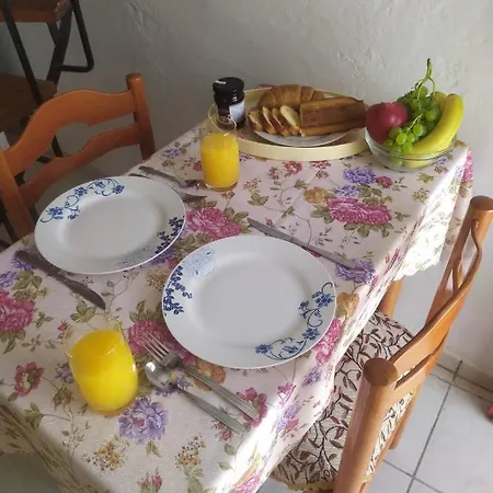 Eutyxia House In Walk To Center & Beaches Appartamento Gaios