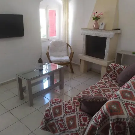 Eutyxia House In Walk To Center & Beaches Gaios