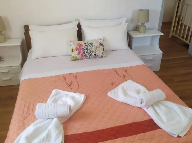 Eutyxia's House Comfort Location アパート